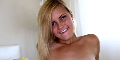 Tricky guy records on camera nice sex with blonde ex-girlfriend