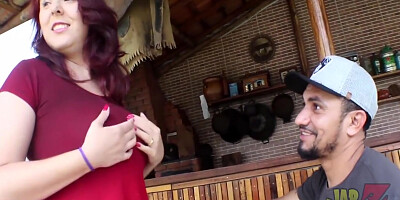 Marido Flagrou A Esposa Dando Pro Garcom. Estrelando E Ator 15 Min With Mary Redqueen