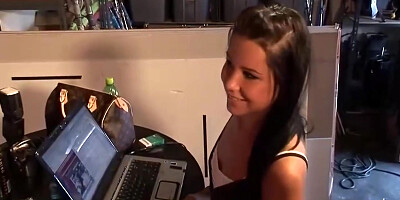 Makes Longshoreman Paul Cum Quick - Porno Dan, Tanner Mayes And Marie Phoenix