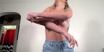 Amateur Blonde Delilah Day Bounces Smooth Ass While Riding Cock
