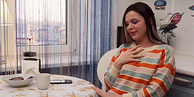 Perfect18 Morning Masturbation Routine with Kennia Lex