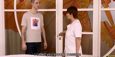 Sex Fun Of Mature Woman And Client In The