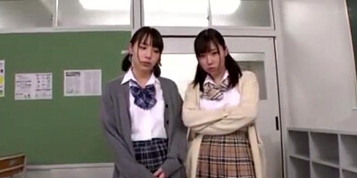 05732,A woman who screams in agony