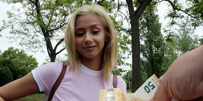 Euro blonde agreed to give a blowjob for money