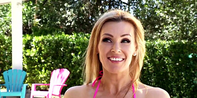 Teens Tanya Tate And Sara Luvv Have A Lesbian Encounter