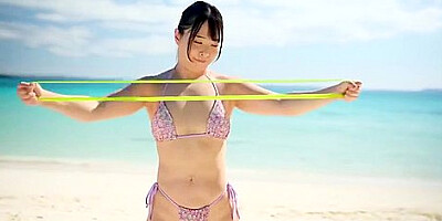 Rebd-838 Chanyota Muscle Glamorous Chanyota On The Sandy Beach