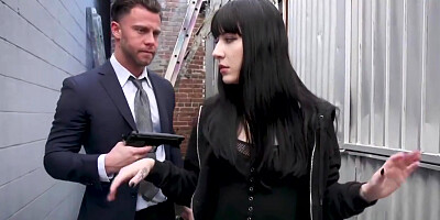 Seth Gamble, Charlotte Sartre And Bunny Colby - Dude Fucks Stepsis And Hacker In An Intense Sexual Threesom