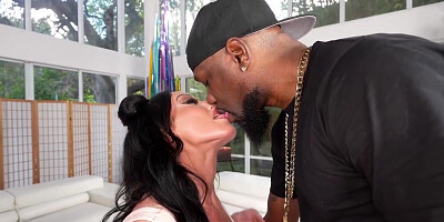 Jennifer White - Big Tits Orders Dick By Phone App