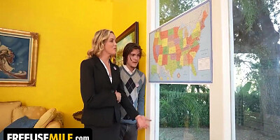 Tyler Cruise And Charlie Forde - Campaign Manager And Press Secretary Of An Upcoming Presidential Candidate