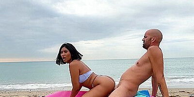 Gorgeous Vixen Incredible Outdoor Sex Movie