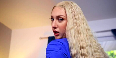 Fuck on camera stimulates the blonde to perform household chores