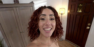 Gonzo video includes blowjob and humping the girl