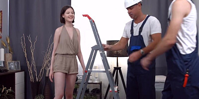 Margo Von Teese gets a double penetration by two workers