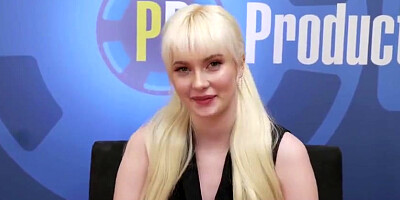 Miss Melissa - 1 Bukkake Interview