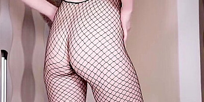 Bellabates - I Can Be Your Stepmommy Slave