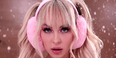 Snow Bunny And Lilly Bell In Blonde Fucks Herself With A Dildo And Plays With Her Natural Tits