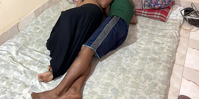 I Saw Aunty Lying Alone In The Room I Hugged Her And Started Fucking