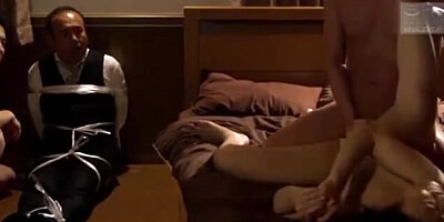 02550,A woman in serious agony