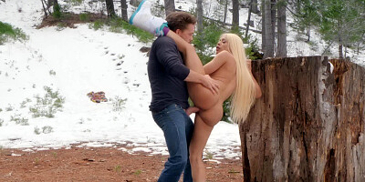 Huge cock hardcore in the snow with a blonde bimbo