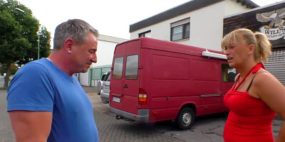 Slutty German mature gets fucked hard for amateur home porn