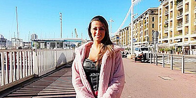 The new adventures of Lylou, a sex bomb in Marseille!