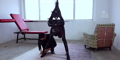 Catsuit Armbinder Strappado