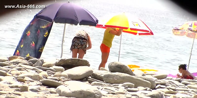 peeping Naturist Beach.42