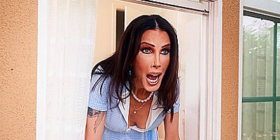 Ass-scaping The Horny Housewife Shay Sights, Rico Hernandez