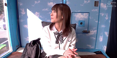 KG0124-J〇 is tied up with her pussy exposed and squirts