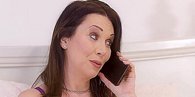 Voluptuous Stepmommy Rayveness Breathtaking Massage Sex