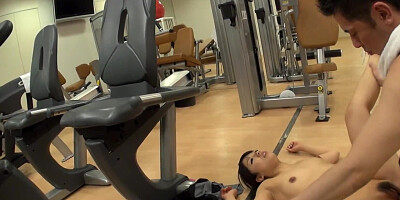Japanese likes athletic man's cock to suck and fuck in gym
