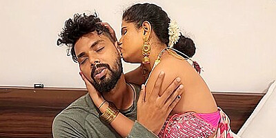 Hot Waitress Champa Diamond Fucks A Big Cock Customer