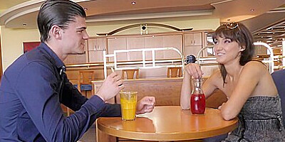 Suzy Rainbow Hard Anal Meeting With One Man