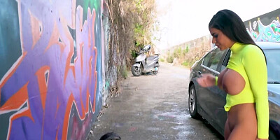 Curvy Latina Sheila Ortega is being fucked on the car hood