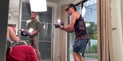 Bi 3 Way Hotttt Fuck Sesh - Behind The