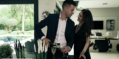 Mina Sauvage And Lullu Gun - A Threesome For Her Birthday