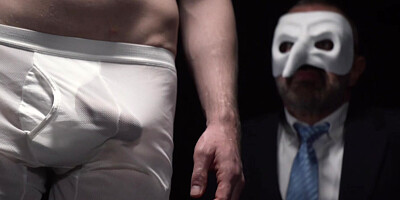 MasonicBoys Masked DILF Damien Oaks orders twink to sit on butt plug