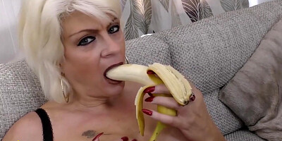 British Granny Masturbates Her Mature Pussy With A Banana - Di Monty