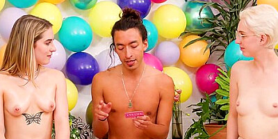 Truth Or Dare - - Dare To Get Naked - Friends Take It Too Far In This Sexygame