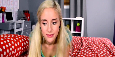 Takes A Big Cock In Her Wet Pussy With Naomi Woods
