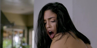 Interracial hardcore sex scene with Isiah Maxwell and Vanessa Sky