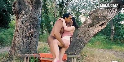 Big Tits Francesca Di Caprio Fucks On A Tree With Bbc