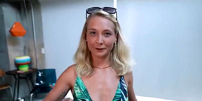 Sharon Babe - Whats This Massage Tool, Stepauntie?