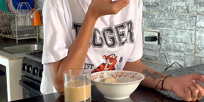 I Masturbate After My Breakfast