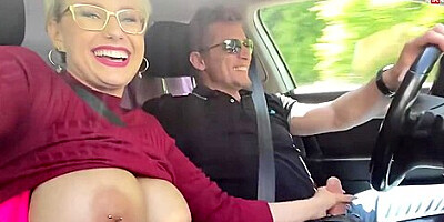 Spontanes Autoficken Mit Angelwickyofficial - Masturbation