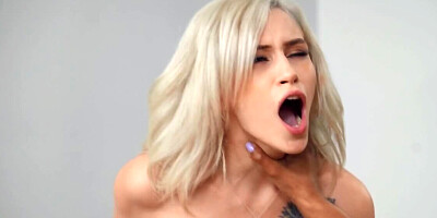 Girlfriends own each other's pussy to the sound of fine moans