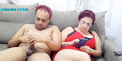 Housewife Receives Vivo Technician
