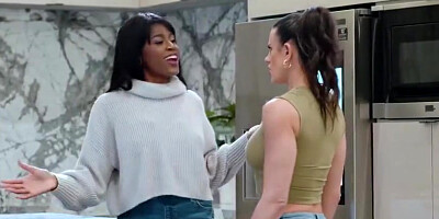 Penney Play And Nicole Kitt In Lesbian Fuck Sesh With Some Buttplug Play