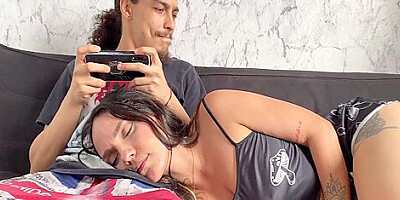 Porque El Amigo De Mi Novio Pone Su Pene En Mi Boca? Que Haces Viktor!!! 21 Min