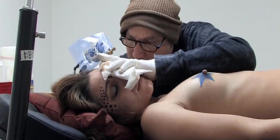 Gets A Face Tattoo While Completely Nude 12 Min - Amina Sky